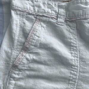 Piloro anthropology white linen capris size 4.